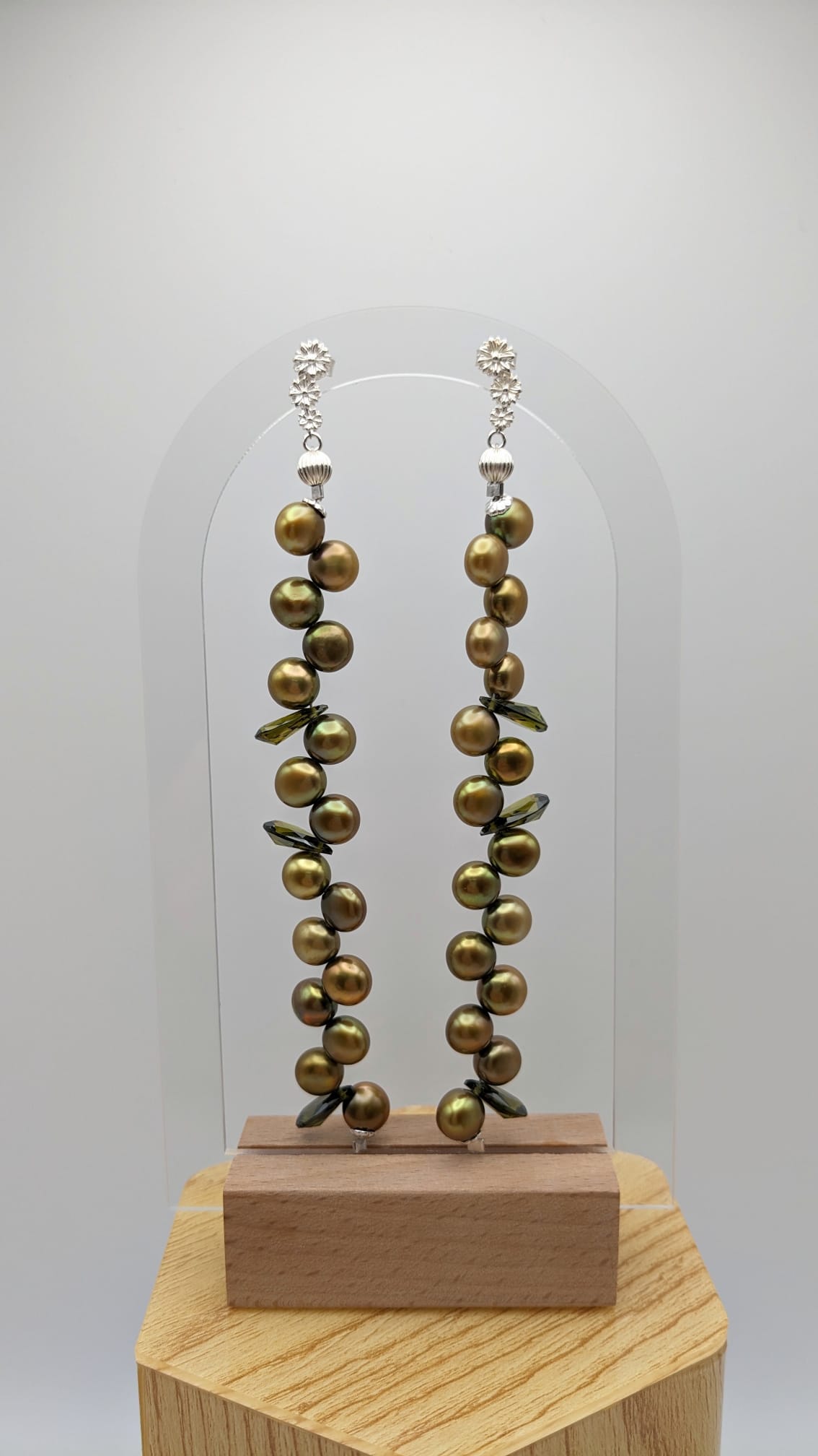 Olivine earrings